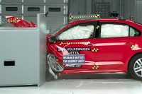 【IIHS衝突安全】VW ジェッタ の2015年型、トップセーフティピック+に認定 画像
