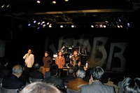 【トヨタ『bB』デビュー!! Vol. 1】男の子のためのミニバン、『bB』発売 画像