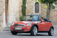 【リセールインフォ】新春 総合1位は MINI コンバーチブル 画像