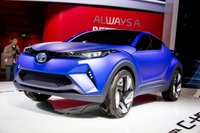 【パリモーターショー14】トヨタ、新世代の小型クロスオーバー C-HRコンセプトを公開 画像