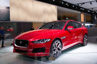 【パリモーターショー14】ジャガー XE ついに公開…先進アルミ技術採用のスポーツセダン［詳細画像］ 画像