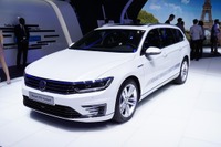 【パリモーターショー14】VW パサート に「GTE」…PHVで燃費50km/リットル以上 画像