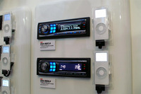 【東京オートサロン06】フルスピード接続 iPod 対応ユニット…アルパイン 画像