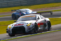 【SUPER GT 第7戦】GT300クラス、星野＆オルドネスの GT-R が Z4 勢から逃げ切る［写真蔵］ 画像