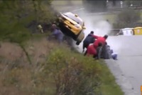 ラリーマシンが観客席に…間一髪で無事［動画］ 画像