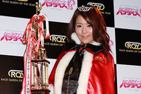吉岡美穂、菜々緒に続け! レースクイーンオブザイヤーに佐野真彩さん 画像