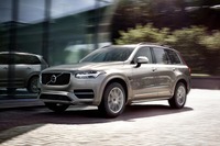 ボルボ XC90 新型、リアアクスルに新開発のコンポジット製リーフスプリング採用…4.5kg軽量化 画像