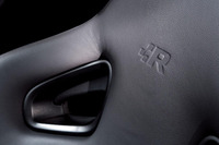 【VW ゴルフR32 欧州リポート】3ピースのスーツを着こなしたトップアスリート 画像