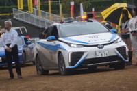 【新城ラリー14】トヨタ加藤副社長、FCVは「Fun and Clean Vehicle」 画像