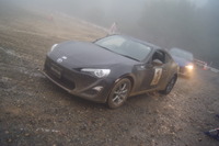 【86S ISESHIMA】ファン投票1位の峠で集う…豪雨の中でも「ハチロックス!」 画像