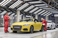 アウディ TT ロードスター 新型、ハンガリー工場で生産開始 画像