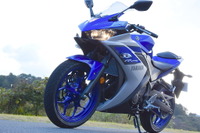 【ヤマハ YZF-R25 発売】初導入の青×銀カラー、新世代スポーツのイメージ強調 画像
