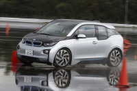 自動車誌「ル・ボラン」ドラテク講座、BMW i3 の試乗も…12月5日 富士 画像