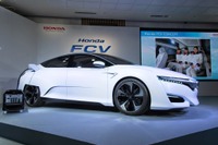 【ホンダ FCVコンセプト 発表】このデザインが最終版? 課題は「空気」と「熱」 画像