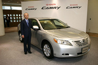 【トヨタ カムリ 新型発表】渡辺社長、国内営業と喧嘩した 画像