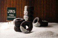 ジェームス、雪とスタッドレスをかたどったスイーツを発売 画像