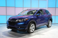 【ロサンゼルスモーターショー14】ホンダ HR-V、北米向け ヴェゼル 初公開…1.8リットルエンジン搭載 画像