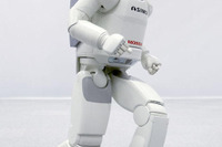 新型 ASIMO が体操演技…ホンダウェルカムプラザ 画像