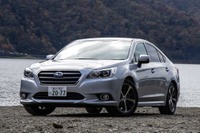 【スバル レガシィB4 試乗】数値よりも“情緒”、より高級車への道のりを歩んだモデル…中村孝仁 画像