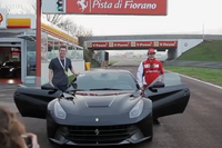 ライコネン、フェラーリ F12 ベルリネッタ で全開走行［動画］ 画像