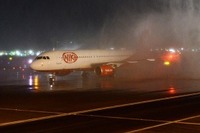 UAEアブダビ国際空港、ニキ航空が乗り入れを開始…ウィーンから第一便到着 画像