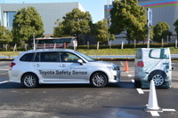 【トヨタの安全技術】自動ブレーキ、2種類のセンサーで認識性能向上と信頼性を確保 画像
