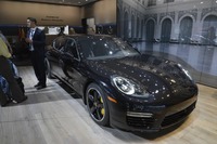 【ロサンゼルスモーターショー14】ポルシェ パナメーラ に「 エクスクルーシブ」…贅を極めた限定車 画像