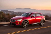 マツダ CX-3、走る…光を浴びて際立つ「魂動デザイン」［動画］ 画像