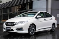 【ホンダ グレイス 発表】モデューロからスポーティなエアロパーツが登場［写真蔵］ 画像