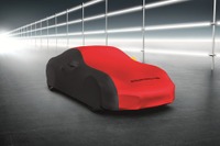 ポルシェ、ドイツ国旗カラーのカーカバーを限定発売 画像