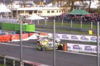 二輪王者 バレンティーノ・ロッシ、四輪デモレースでこんな神業［動画］ 画像