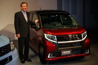 【ダイハツ ムーヴ 新型発表】三井社長「軽自動車の本質、本流を追求したベストスモール」 画像