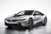 BMW のPHVスポーツ、i8 が米国でリコール…燃料漏れの可能性 画像