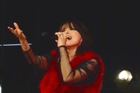 相川七瀬、トヨタ本社ロビーで「夢見る少女じゃいられない」「ラストクリスマス」などを熱唱 画像