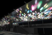 東京駅100周年、グランルーフがイルミネーションに染まる 画像
