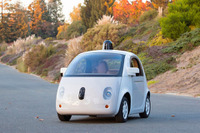開発中のグーグル「自動運転カー」試作車が、完全自立走行可能に 画像