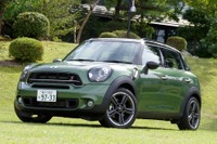 MINI クーパー SD クロスオーバー…ブランド国内初のスポーツディーゼル［写真蔵］ 画像