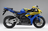 ホンダ CBR1000RR をモデルチェンジ…軽量化などで操縦性向上 画像