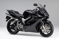 ホンダ、VFR にABSを標準装備して発売 画像