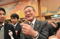 富士重吉永社長、アイサイト「ステレオカメラの優位性は守る」 画像