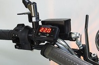 二輪パーツのプロテック、スズキ GSX1400 対応デジタル燃料計を発売 画像