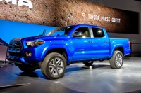 【デトロイトモーターショー15】トヨタ タコマ 新型、初公開…ベストセラー中型トラックが3世代目に 画像