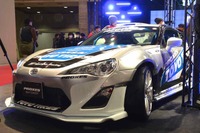 【東京オートサロン15】東洋ゴム、剛性感を生み出す太リブ採用の新タイヤを展示 画像