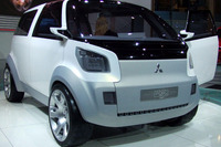 【ジュネーブモーターショー06】三菱ez MIEV 遊び心いっぱい! 画像