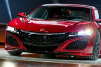 【デトロイトモーターショー15】ホンダ NSX を真のスーパーカーに仕立てた英断 画像