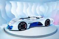 アルピーヌ、「ビジョン・グランツーリスモ」発表…450hp V8の軽量レーサー 画像