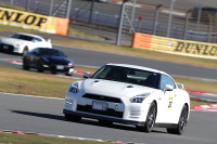 「35」の日に GT-R ドライビングレッスン開催…3月5日 富士 画像