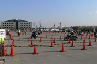 【東京モーターサイクルショー06】人気の試乗車はホンダとドゥカティ 画像