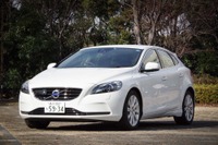 ボルボ V40 2015年モデル…先進安全フル装備、進化した走りの T4 SE［写真蔵］ 画像