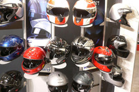 【東京モーターサイクルショー06】BMW純正ヘルメットのシューベルト、日本初上陸 画像